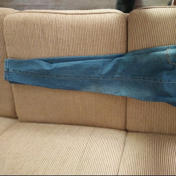 FASHION NOVA JEANS NEW WITH TAGS - Picture 5 of 6